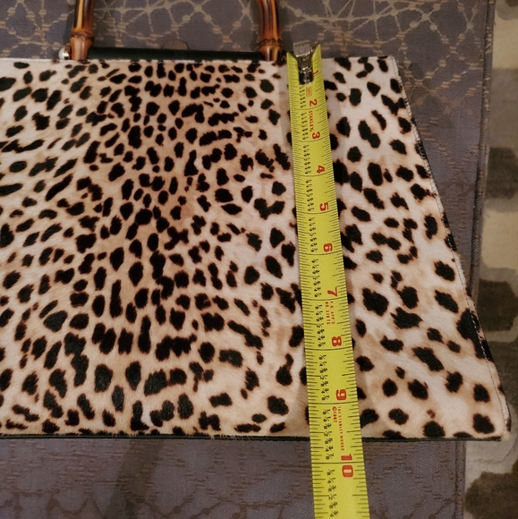 Gucci Calfskin Leopard Handbag - Picture 6 of 6